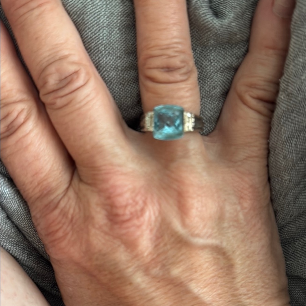 Elegant Blue and Silver Gemstone Ring